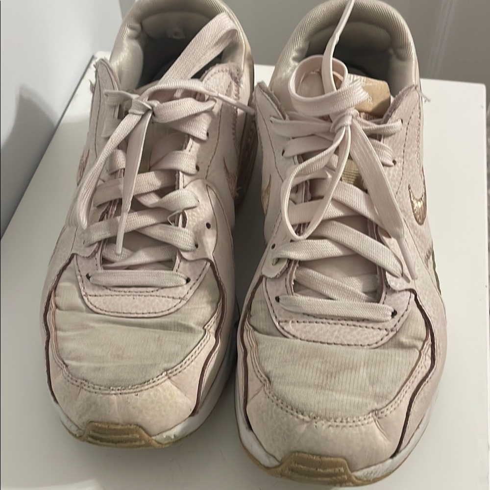 Nike AirMax Soft Pink Women’s 8.5
